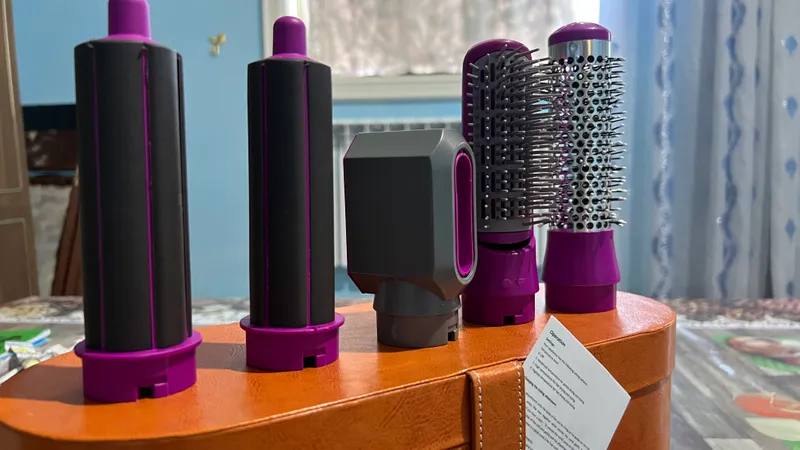 Dyson 1