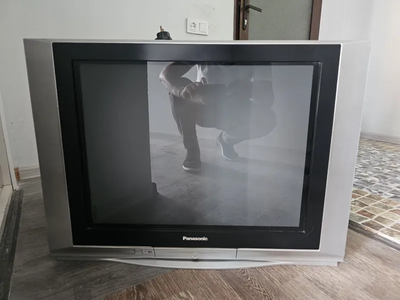 Panasonic katta tv 1 Panasonic katta tv 1
