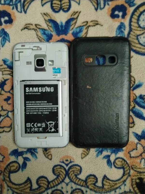 Samsung j1 — фото 1
