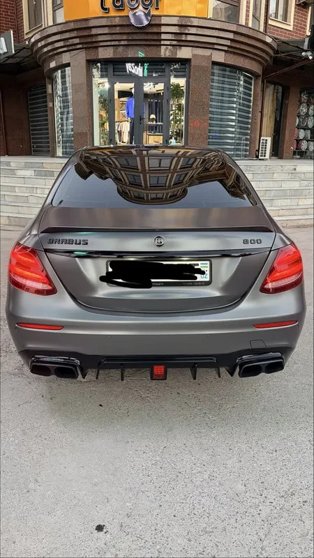 Mercedes benz AMG W213 E63s 2 Mercedes benz AMG W213 E63s 2