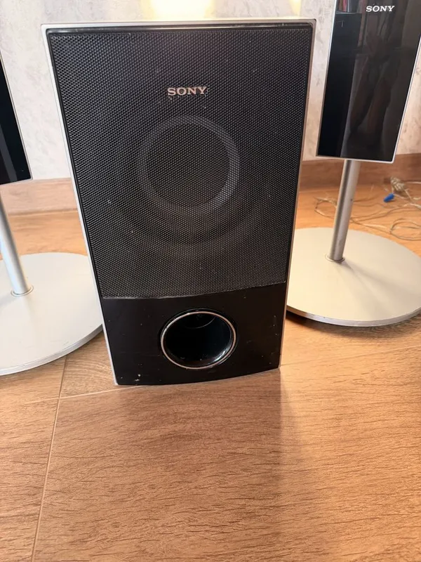 Продаются колонки sony 2 Продаются колонки sony 2