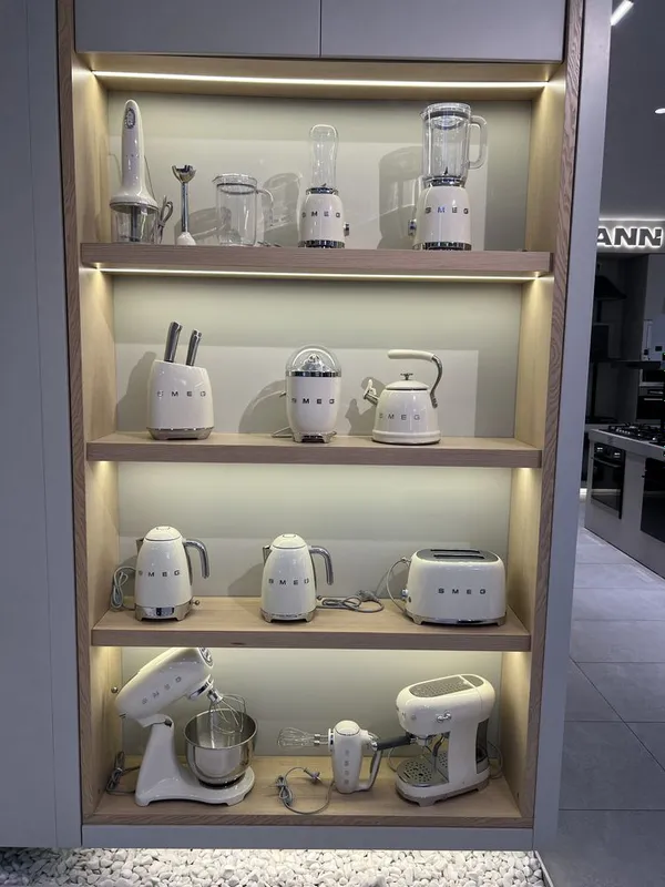Smeg чайник со свистком — оригинал, 2 года гарантия, все цвета есть — фото 3