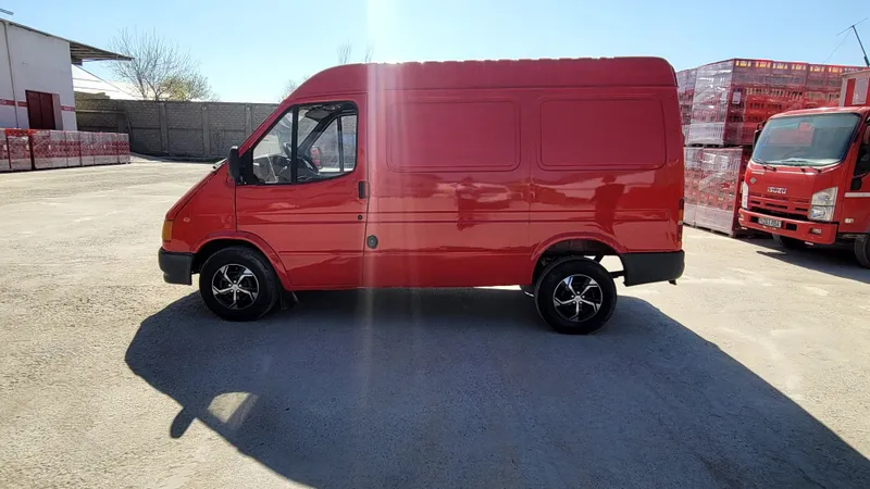 FORD yahshi holatda solyarkali