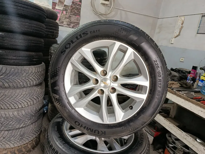 Malibu 2.4 diska R17 Orlando ga GM made in Korea+Solus Kumho balon