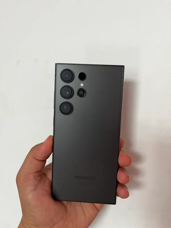 Samsung s24ultra 12:256gb 3 Samsung s24ultra 12:256gb 3