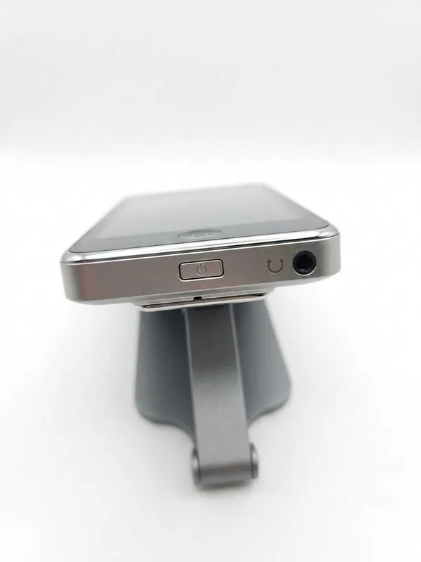 Nokia E72 Metal Gray 4 Nokia E72 Metal Gray 4