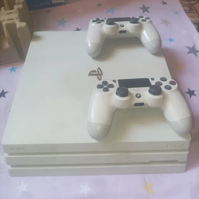 Playstation 4 Pro xotirasi 1 TB 18 ta oyini bor 3 Playstation 4 Pro xotirasi 1 TB 18 ta oyini bor 3