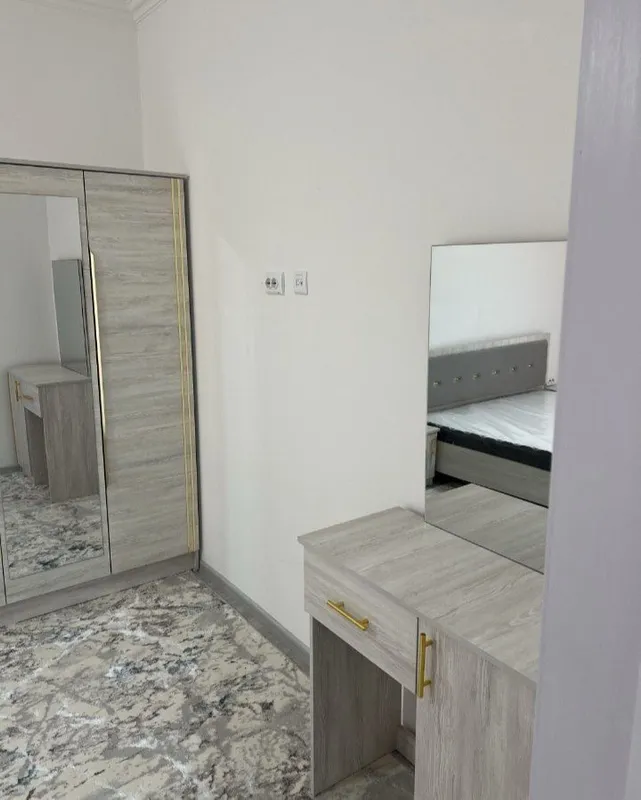 Yunusobod tumani olmos metrosi yaqinida 3 Yunusobod tumani olmos metrosi yaqinida 3