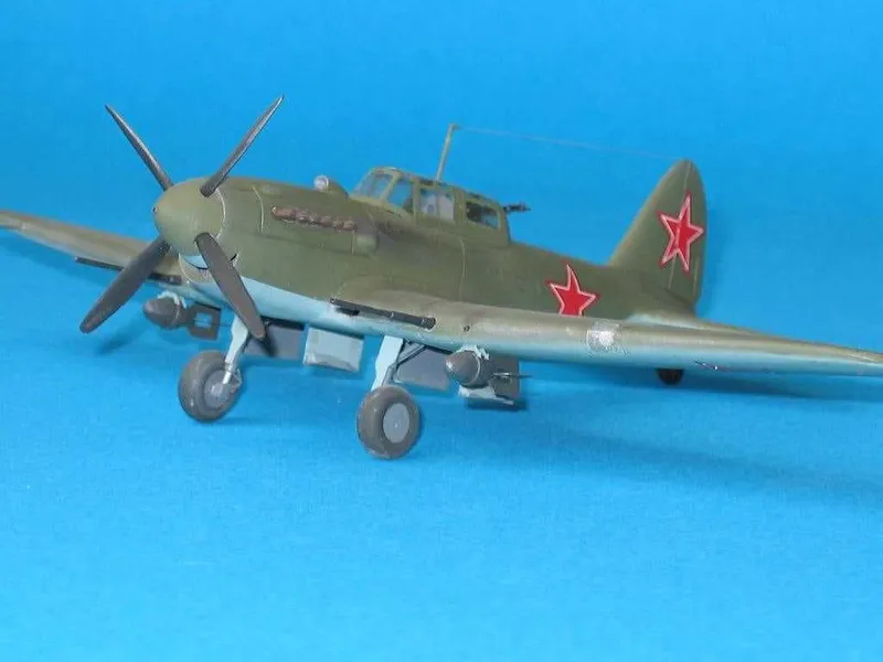 Сборная модель самолета Мессершмитт Bf 109 G-6 (Italeri, 1:72) — фото 4