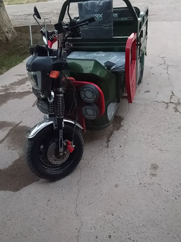 model nrx moto yaxshi muravey bir zaryadkasida 35k 1