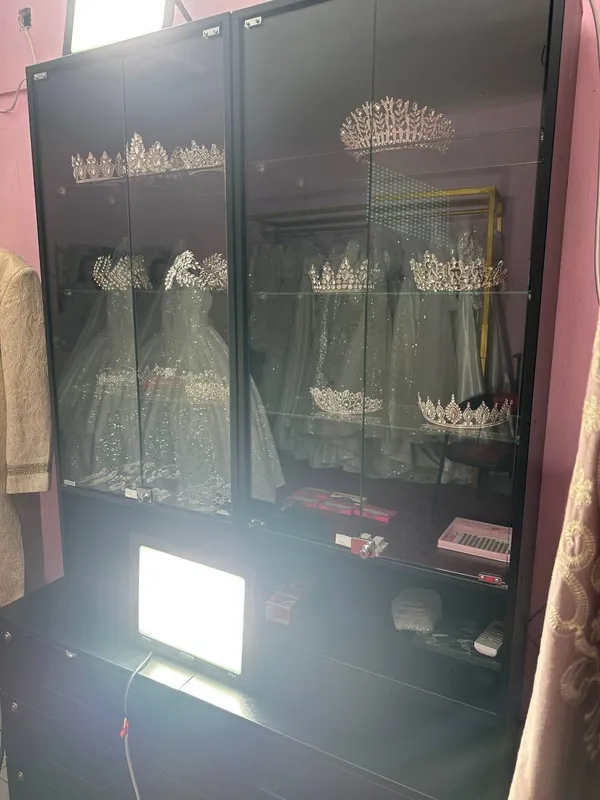 Kelın lıbos va salon jıxozları
