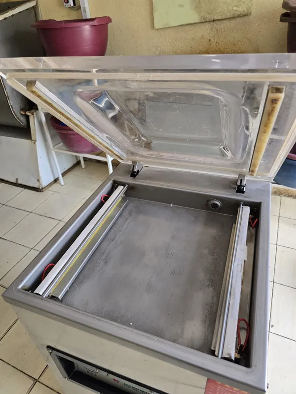 Vakum aparat DZ 400 3 Vakum aparat DZ 400 3