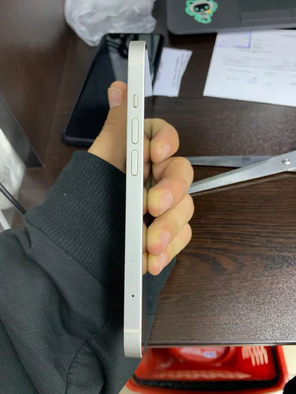 iPhone 13 3 iPhone 13 3