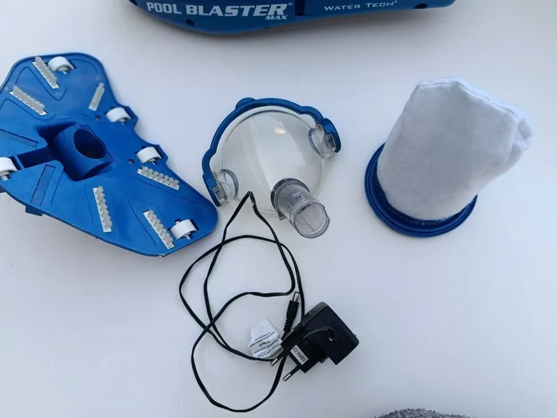 Пылесос для бассейна Pool blaster max CG 3