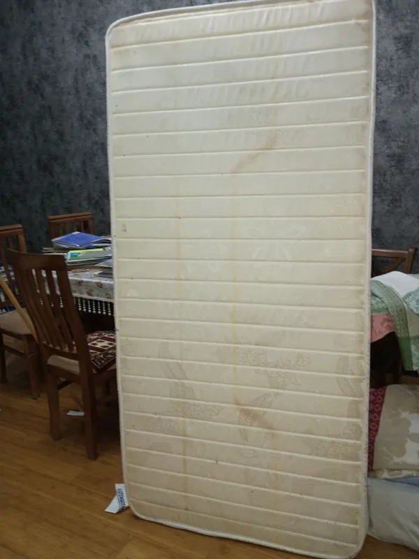 ishlatilgan matras sotiladi 3 ishlatilgan matras sotiladi 3