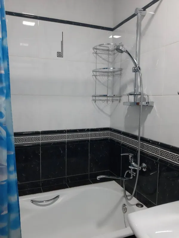 Ijara! 2 xonali. Oybek metrosi 4 Ijara! 2 xonali. Oybek metrosi 4