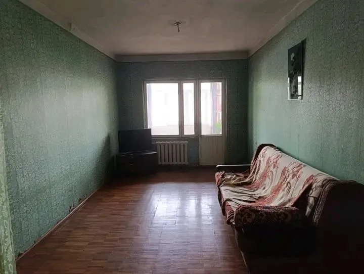 Продается 3х/4/4 (77)  Учтепа 13 квартал