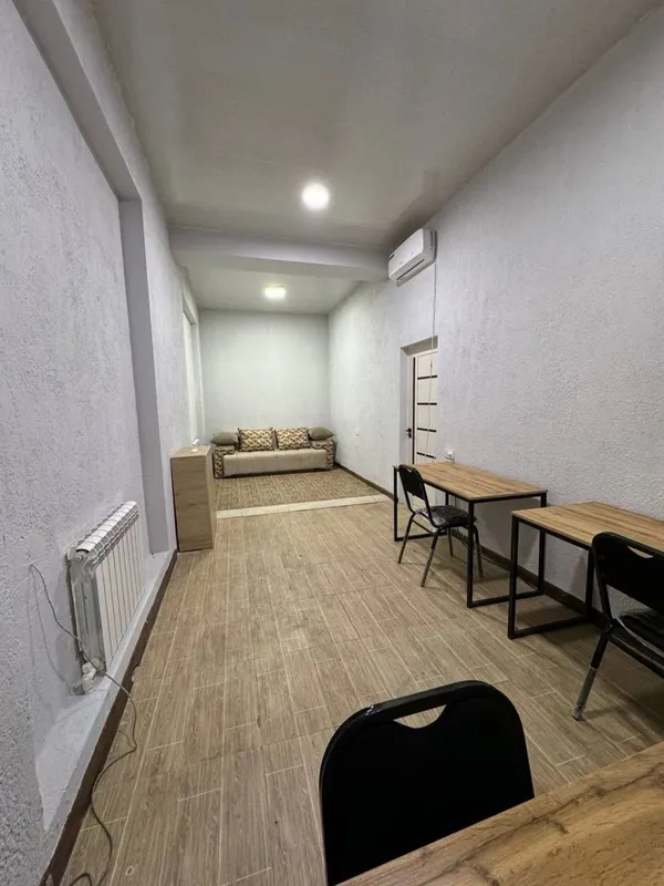 Аренда под офис 3 минут от метро Шахристан 28м2 С мебелью! 300$ 2 Аренда под офис 3 минут от метро Шахристан 28м2 С мебелью! 300$ 2