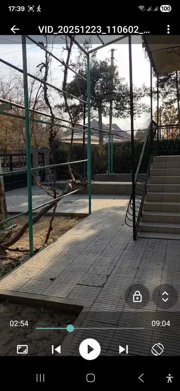 коттедж в военном городке,двухуровневый,4 комнаты — фото 1