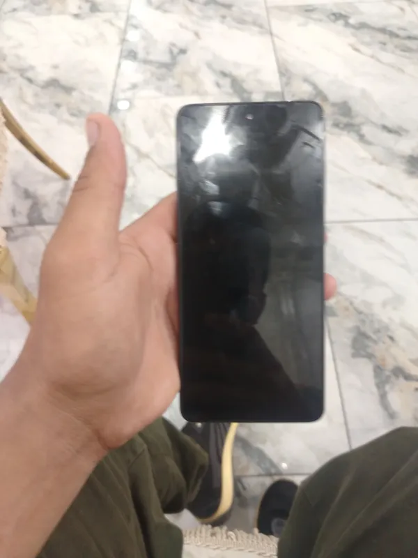 samsung  a51  sotiladi  800  ming  som