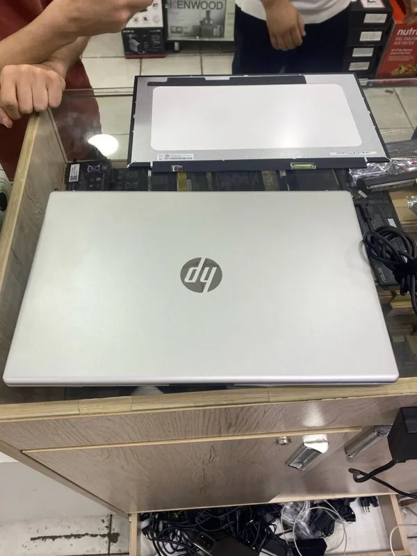 HP i5-1334U / 8GB / 512SSD / 15.6 / Ideal / Batare zo‘r — фото 1