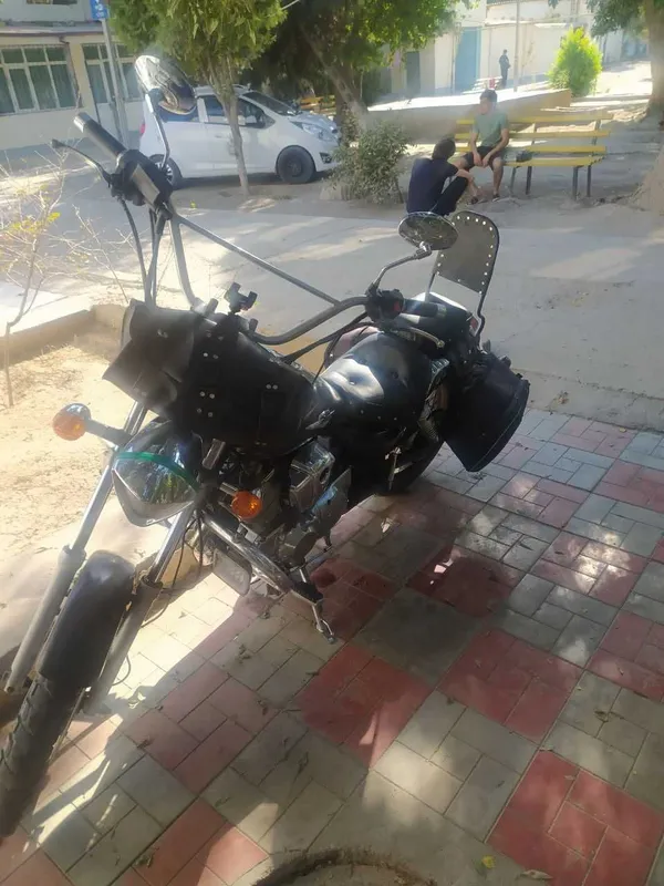 Мотоцикл Lifan LF 250-B