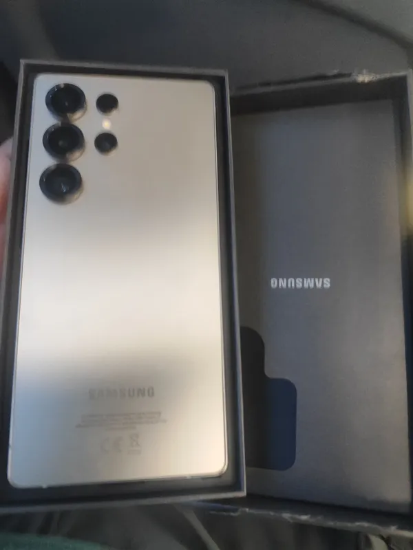 Galaxy S25 Ultra Telefon Sotiladi 1 oy ishlatilgan — фото 1