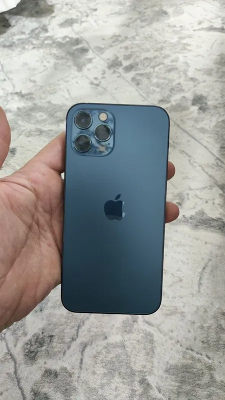 Iphone 12 pro icloud ga tushgan
