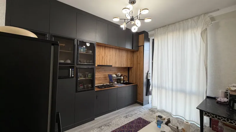 3 xonali kvartira, 115 m2, Yakkasaroy 6