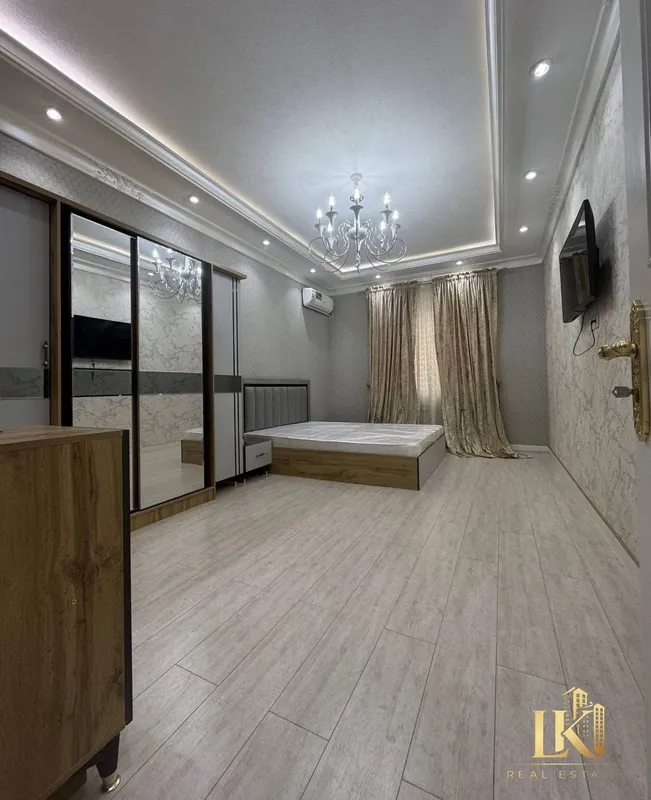 4-комнатная квартира в ЖК Jangox, 215 м², 2/8 этаж — фото 2