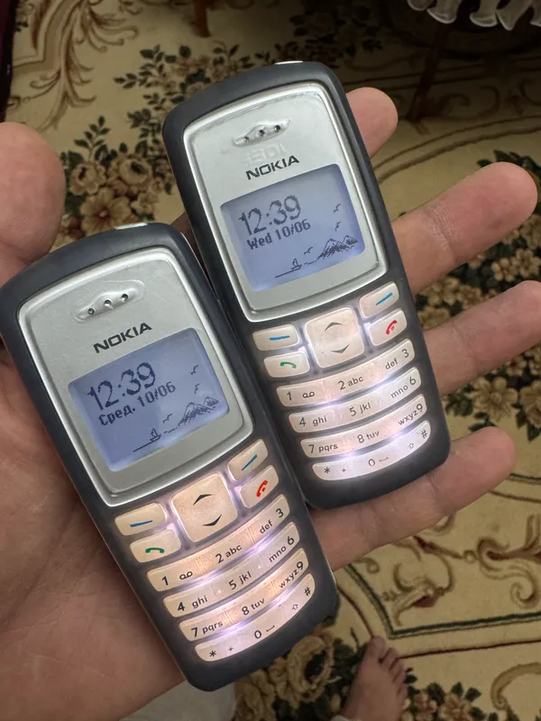Продаётся Nokia 2100. 2 Продаётся Nokia 2100. 2