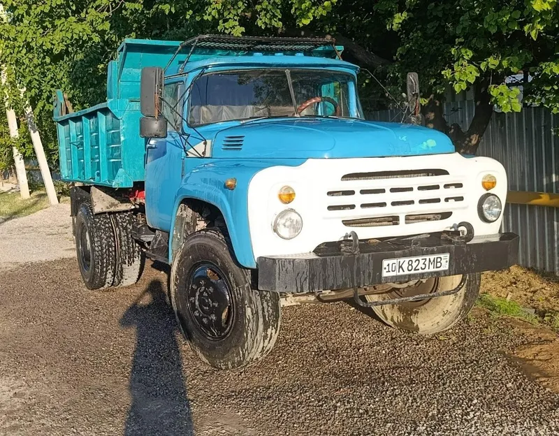 Zil 130 samosval