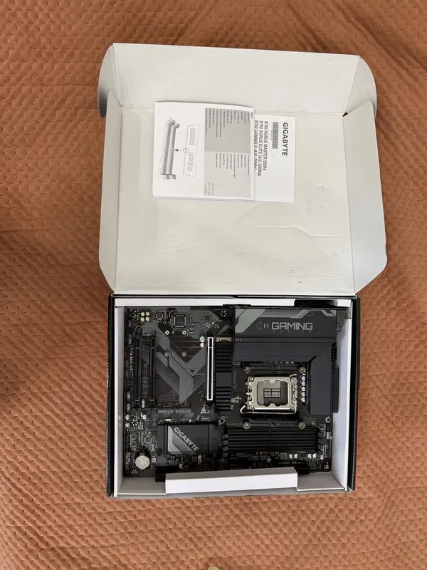 Материнская плата gigabyte b760 gamingX — фото 1