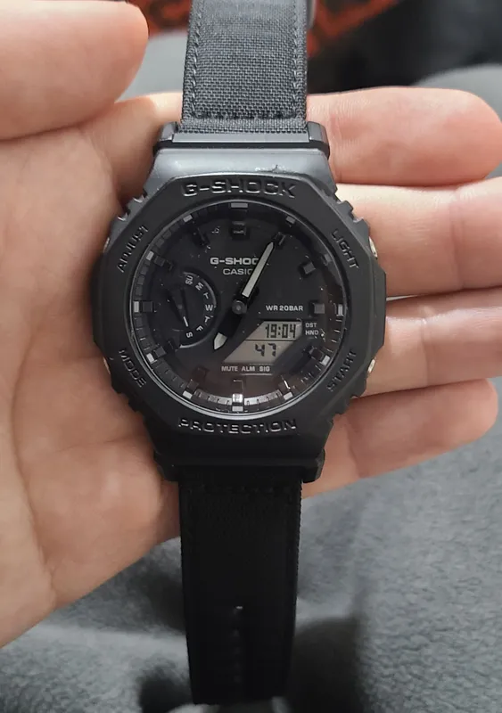 Casio G-Shock GA-2100 1