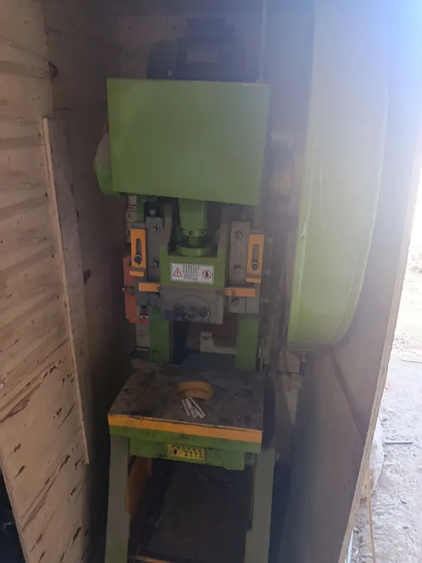 Press 10tonnali. 3