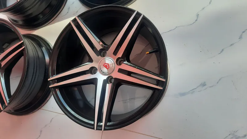 Продаются диски Vossen Saka 15 1 Продаются диски Vossen Saka 15 1