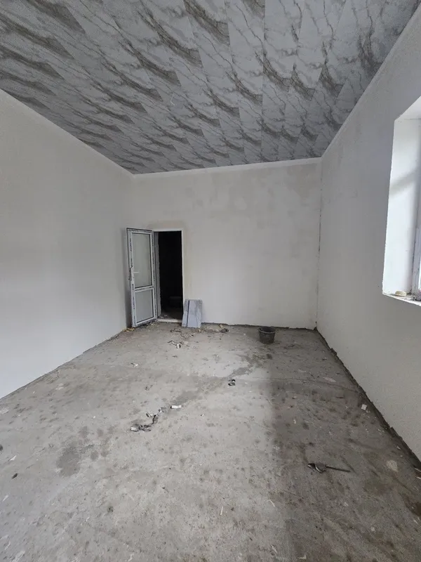 Araldan Chala xovli sotiladi 4 sutixli 3 xonali. Narxi 345 milion 3