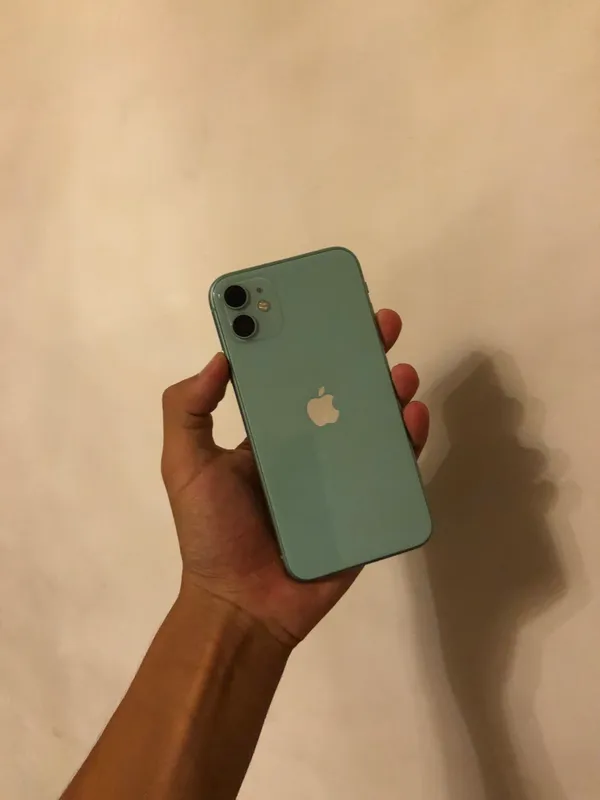 iPhone 11 64 ГБ, срочно 6 iPhone 11 64 ГБ, срочно 6