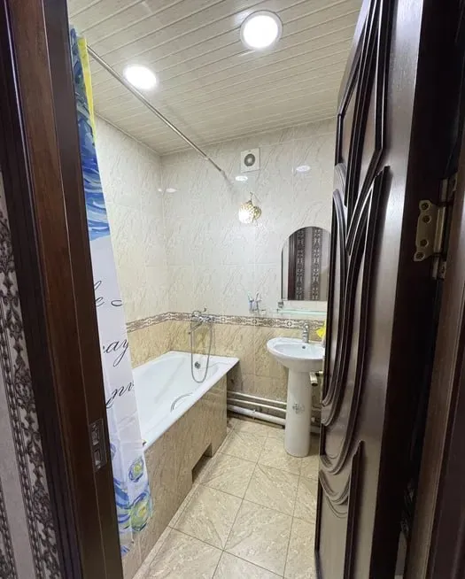 3 xonali kvartira ijarasi, 73 m² · ID 43377 5 3 xonali kvartira ijarasi, 73 m² · ID 43377 5