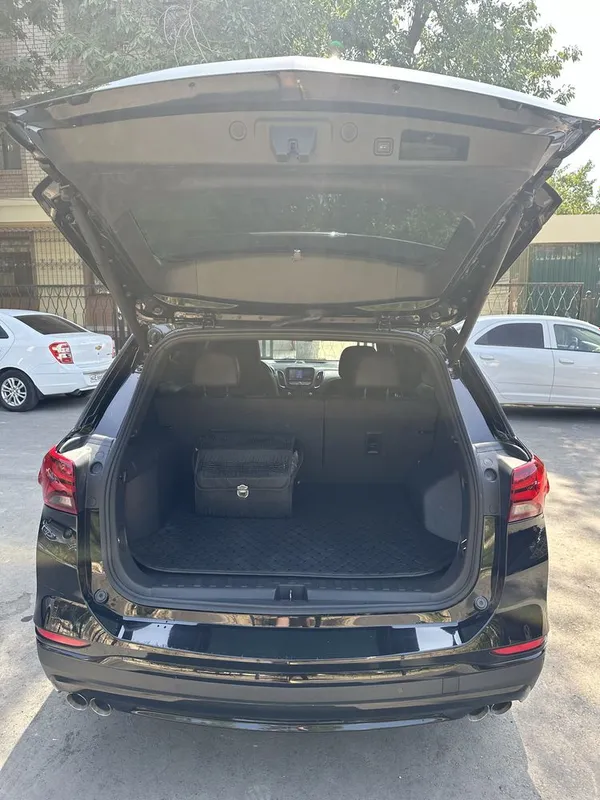 Equinox 2022 AWD 441 mln 4 Equinox 2022 AWD 441 mln 4