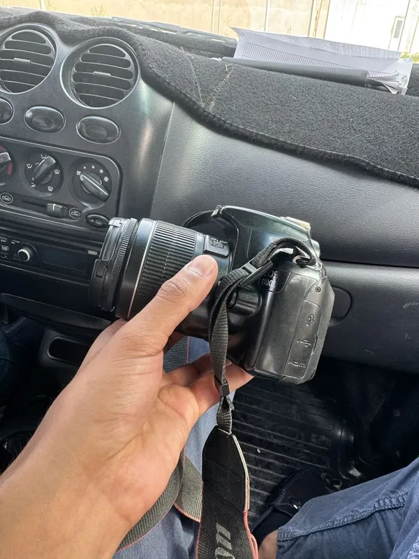 Фотоапарат canon