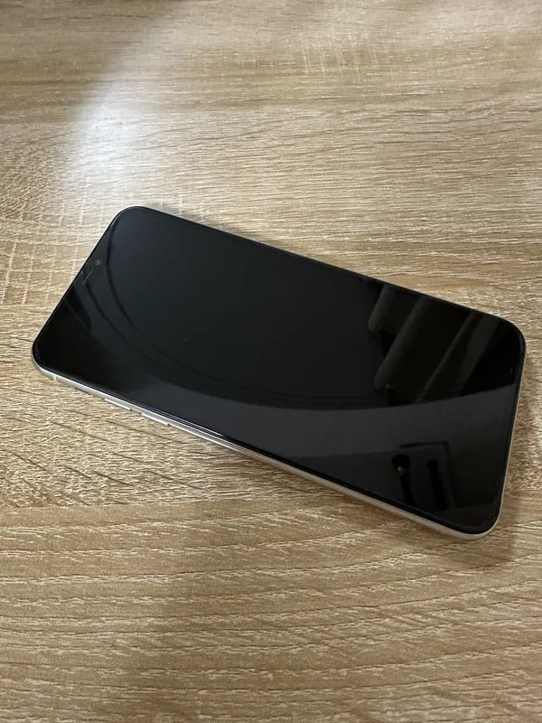 iPhone 11 Pro Max 2