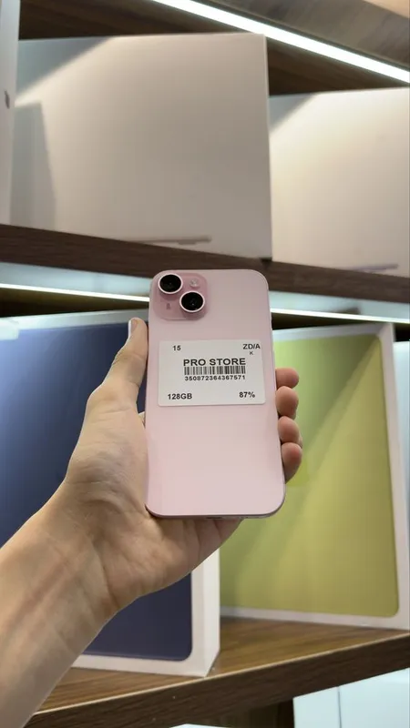 iphone 15 pink naxtka