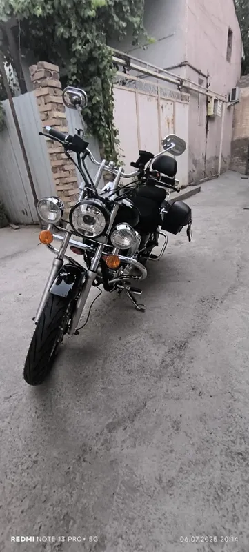Продам мотоцикл lifan 250b