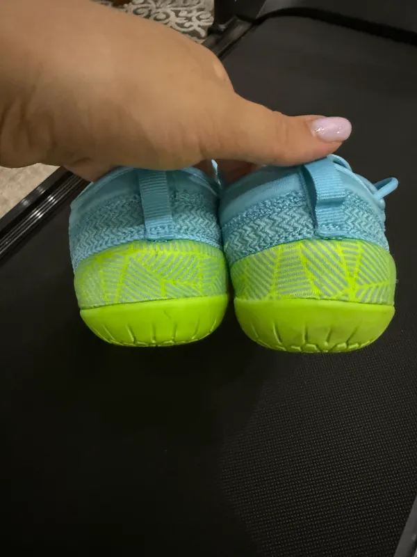 Sport uchun Nike krossovkalari 2 Sport uchun Nike krossovkalari 2