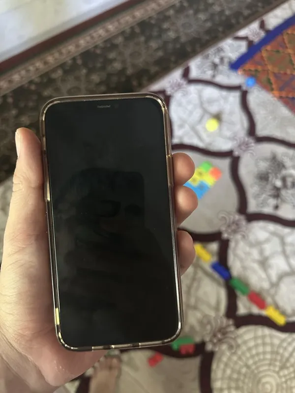 Iphone 11 pro satiladi 1
