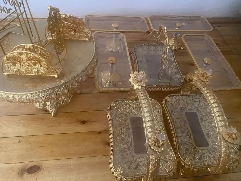 Продаётся эта посуда, цена 600 тысяч 2