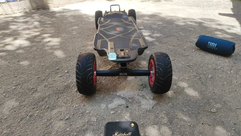 Крутой борд Meepo Hurricane Vaider AT с приводом Geardrive — фото 1