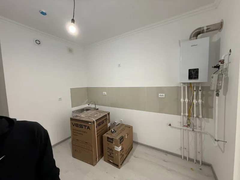 yangi gaz plita va vitichka sotiladi, arzon narxda