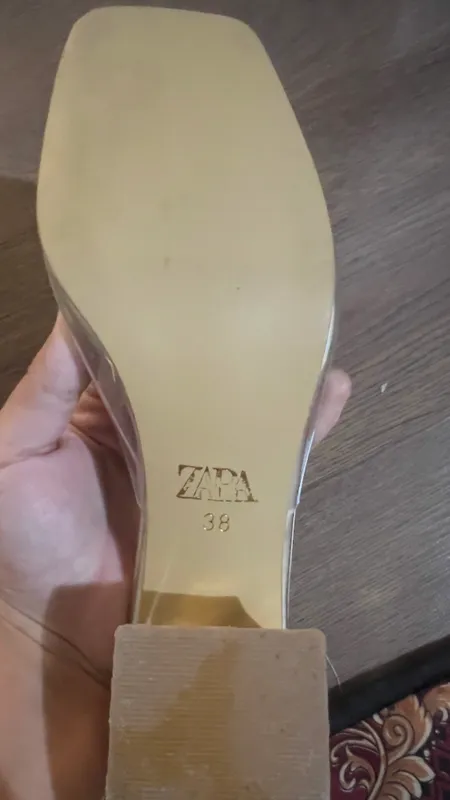 Oyoq kiyim 4 Oyoq kiyim 4